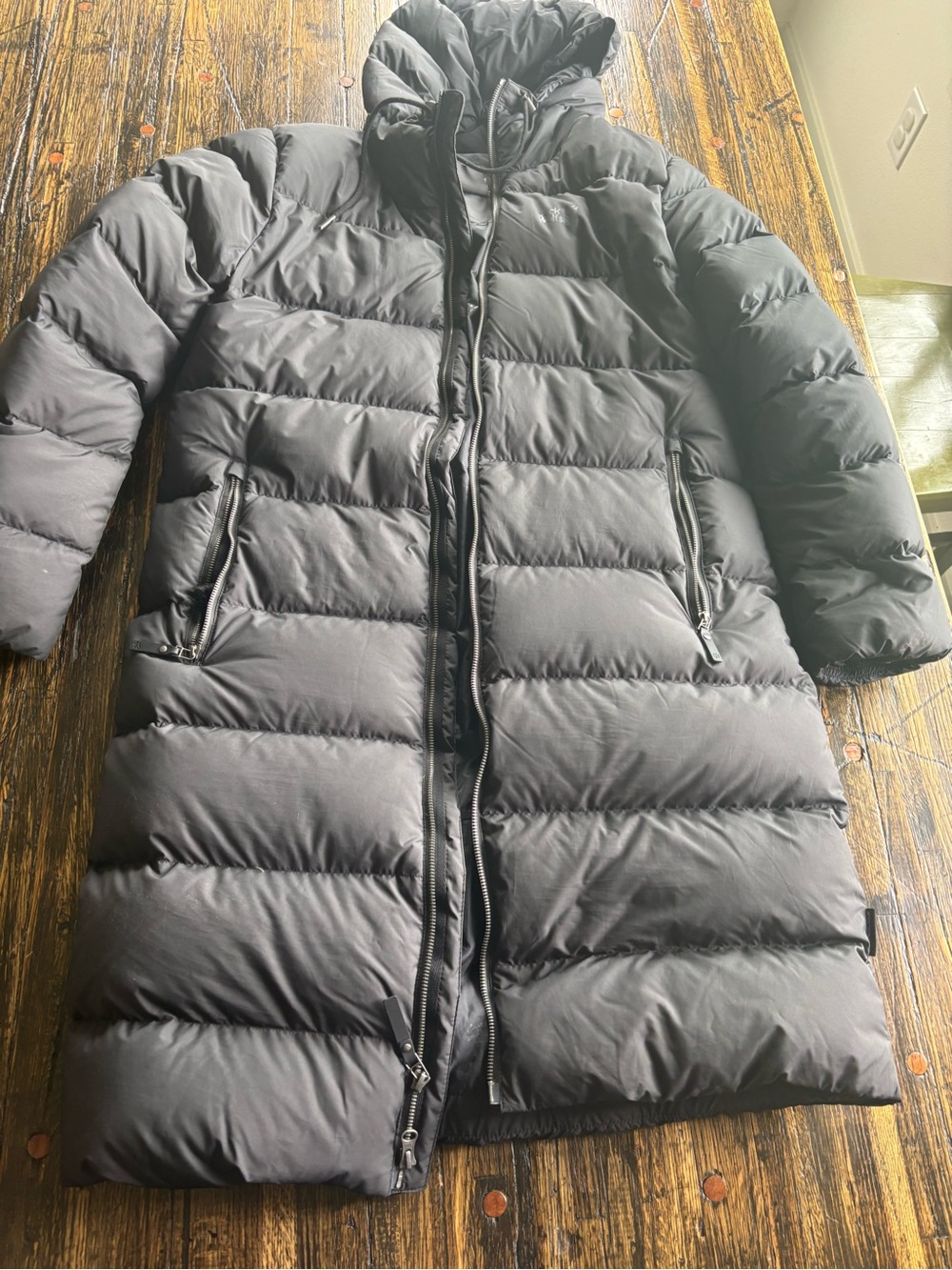 Jack Wolfskin Black Long FROZEN PALACE COAT W RDS